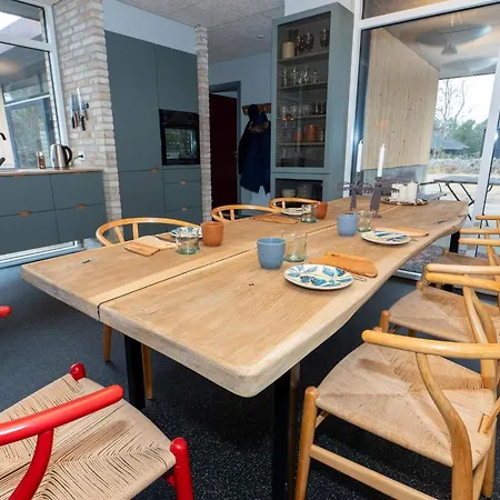 Semesterbostad 5 Star In *