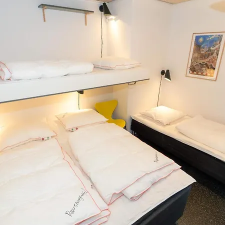 Semesterbostad 5 Star In *